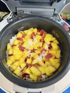 新登場炊飯器で作ったサツマイモご飯